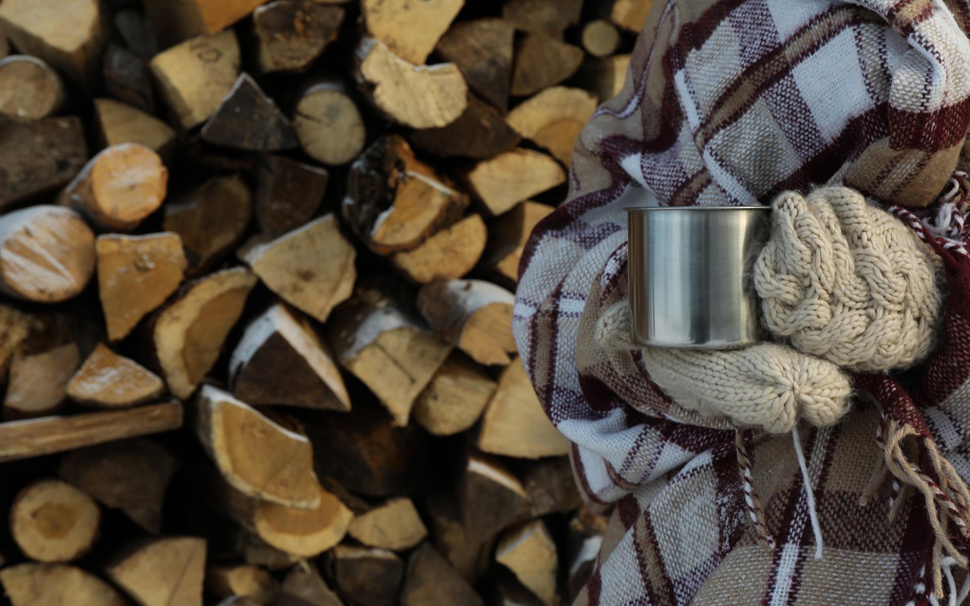 A Complete Guide to Firewood: Sizing, Storing, and Fire Safety Tips